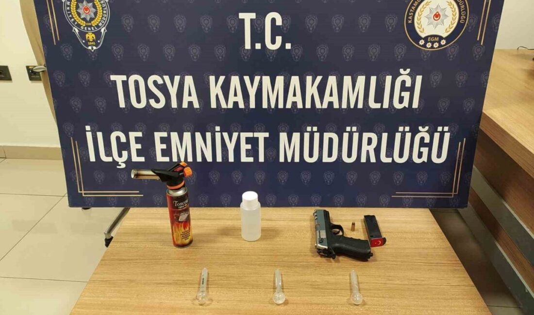 Kastamonu’nun Tosya ilçesinde düzenlenen uyuşturucu operasyonunda yakalanan 3 sanık, hapis