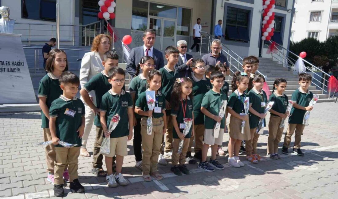 Iğdır’da 302 okulda öğrenciler ders başı yaptı Iğdır’da 302 okulda 47 bin 999 öğrenci ders başı yaptı.