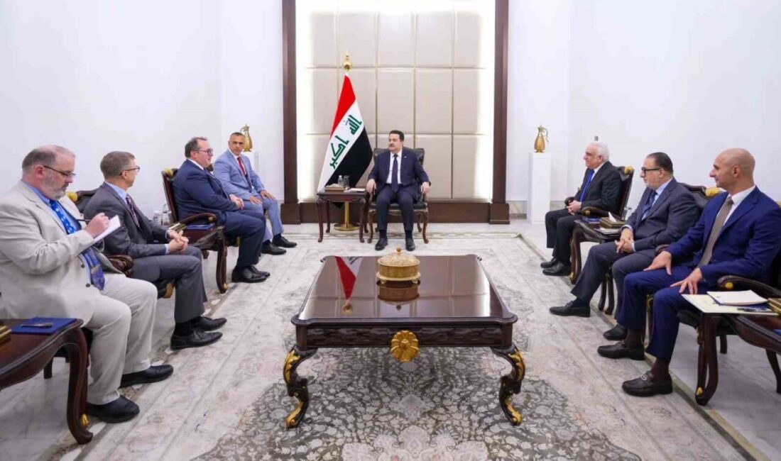 Irak Başbakanı Sudani, ABD’nin yeni Irak Maslahatgüzarını kabul etti Irak Başbakanı Muhammed Şiya Sudani, Irak’ın başkenti Bağdat’ta ABD’nin yeni