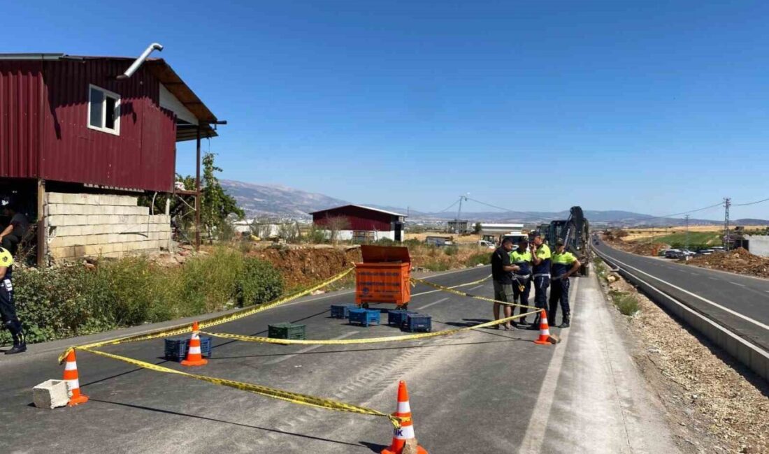 Kahramanmaraş’ta yolun karşısına geçmeye çalışan 2 ve 8 yaşındaki kardeşlere