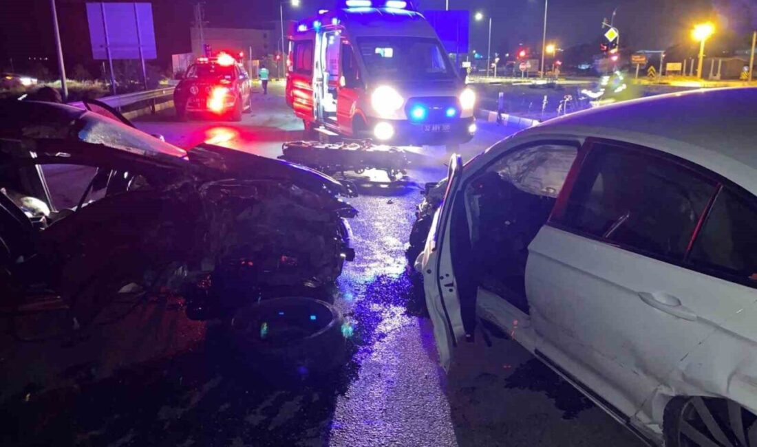 Isparta-Eğirdir kara yolunda otomobiller çarpıştı: 2 yaralı Isparta-Eğirdir kara yolunda iki otomobilin çarpıştığı kazada sürücüler yaralandı. Yaralılar