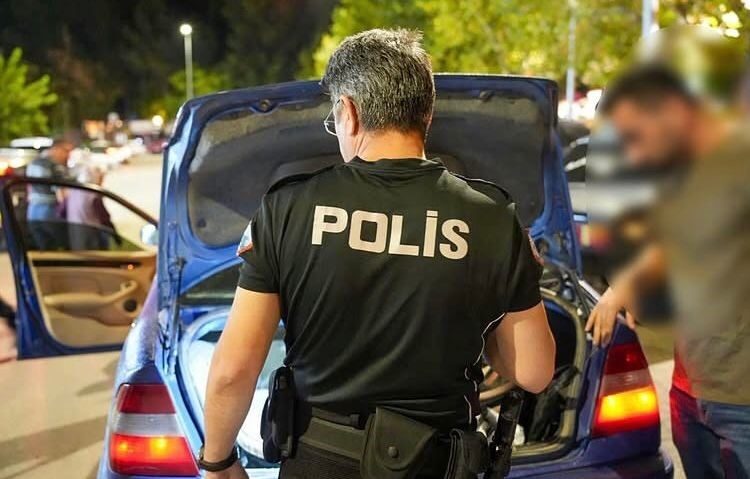 Isparta’da abartı egzoz, motosiklet ve modifiyeli araç denetiminde 16 araca