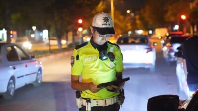 Isparta İl Emniyet Müdürlüğü ekiplerince park, bahçe ve mesire alanlarında