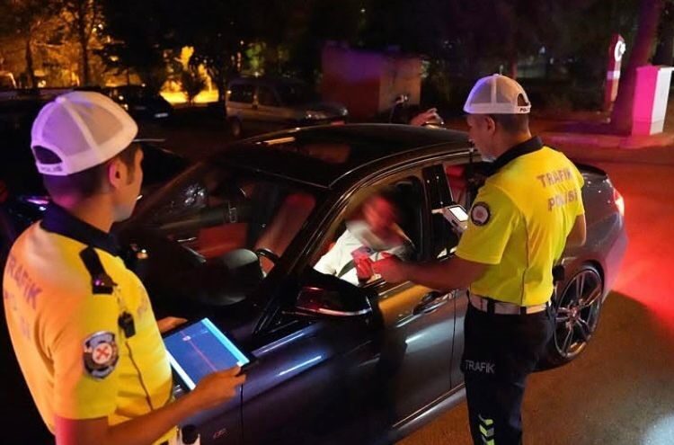 Isparta İl Emniyet Müdürlüğü ekiplerince 10 farklı noktada gerçekleştirilen uygulamada