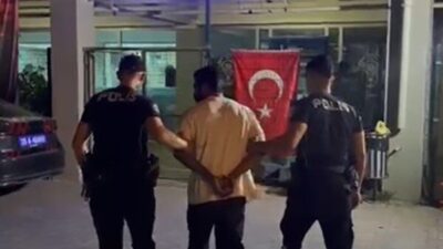 İzmir’de ’Yunuslar’ olarak bilinen motosikletli polisler tarafından gerçekleştirilen denetimlerde, hakkında