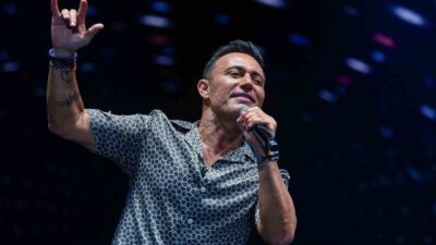 İzmir Enternasyonal Fuarı’nın en çok ilgi gören etkinliklerinden Çim Konserleri,