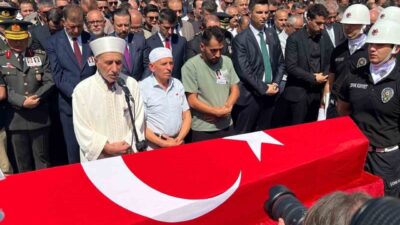 İzmir’in Balçova ilçesinde bulunan polis merkezine gerçekleştirilen saldırıda şehit düşen