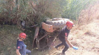 İzmir’in Ödemiş ilçesinde meydana gelen traktör kazasında 33 yaşındaki sürücü