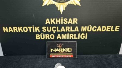 Manisa’nın Akhisar ilçesine İzmir’den uyuşturucu sevkiyatı yapıldığı istihbaratı üzerine harekete