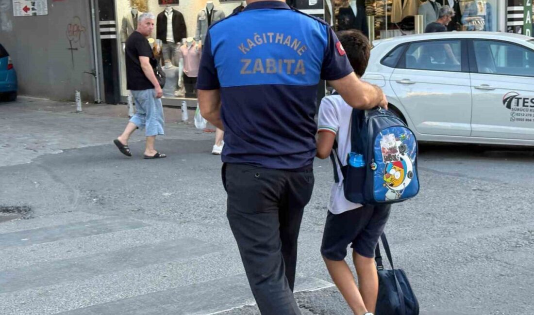Kağıthane’de okul önlerinde sıkı denetim Kağıthane Belediyesi zabıta ekipleri okul çevrelerindeki denetimlerini sıklaştırdı. Kağıthane Belediyesi,