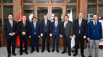 Erzurum Valisi Mustafa Çiftçi, “Birbirimize Candan Bağlıyız Horasan” etkinliğinde emeği