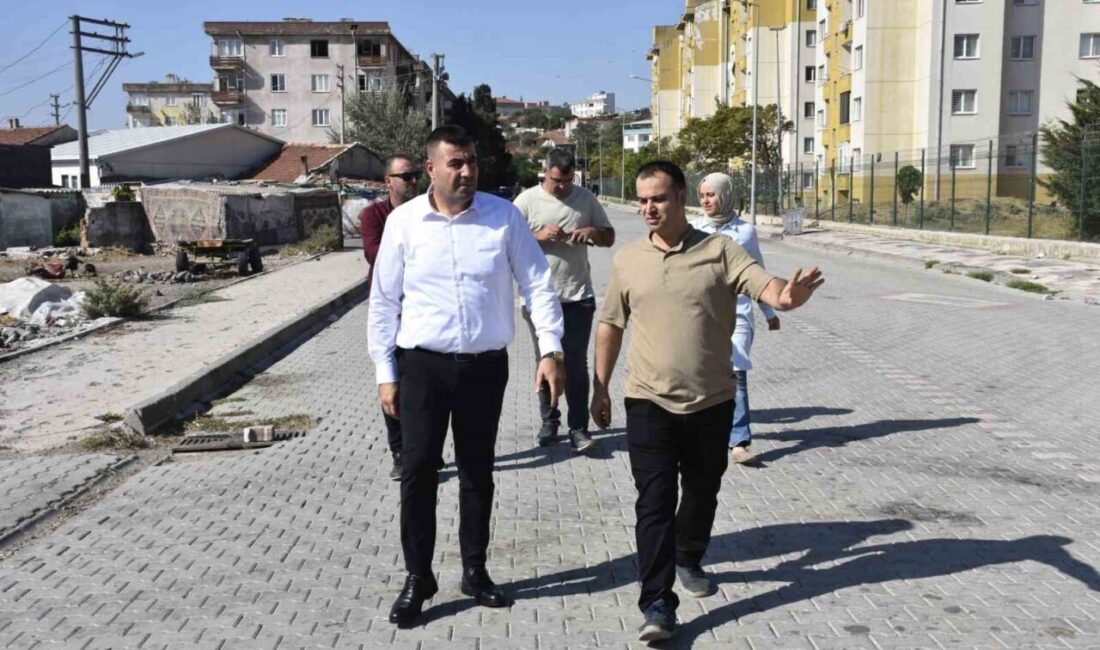 Karacabey Belediyesi’nden mahallelere yerinde çözüm hamlesi Karacabey Belediyesi, mahallelerde sorunların çözümü için sahada çalışmaya devam ediyor.