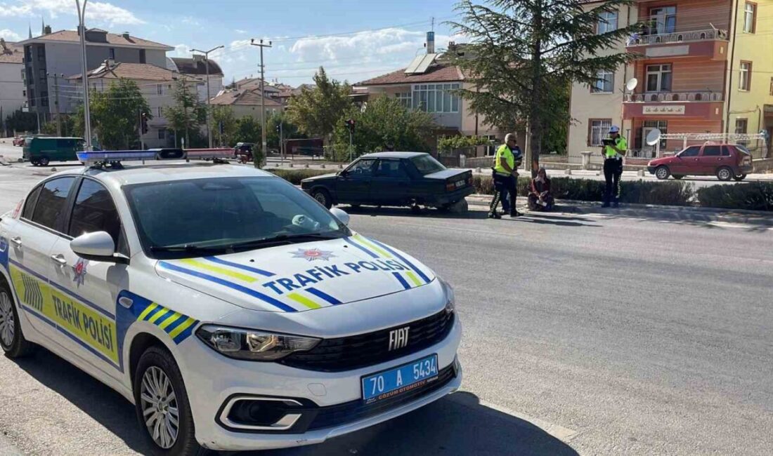 Karaman’da karşı şeride geçen otomobilin tekeri koptu Karaman’da kontrolden çıkarak orta refüjü aşan otomobil karşı şeride geçerken,