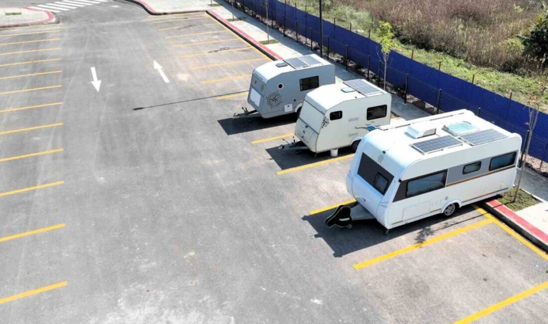 Karavan tutkunları için 210 araçlık modern park alanı Kocaeli’de karavanların kent içindeki gelişigüzel parklanmasının ve otopark işgallerinin önüne