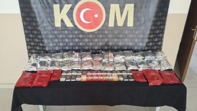 Hatay’ın Reyhanlı ilçesinde polis ekipleri tarafından yapılan kargo takibi sonucu