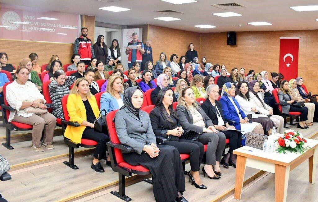 Kars’ta, Aile ve Sosyal Hizmetler İl Müdürlüğü tarafından “Gönül Elçileri
