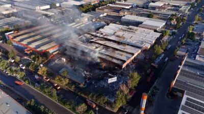 Kayseri’de çıkan fabrika yangınına 94 araç ve 12 iş makinesi