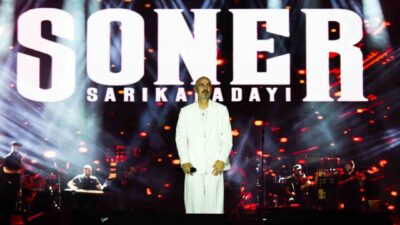 Kayseri Kültür Yolu Festivali’nin sekizinci gününde sahne alan Soner Sarıkabadayı,