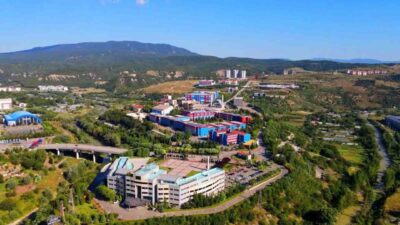 Karabük Üniversitesi (KBÜ), disiplinlerarası gelişimi destekleyen vizyonu doğrultusunda lisansüstü eğitim