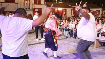 Kepez Belediyesi’nin düzenlediği 2. Uluslararası Kültür Festivali, Yörük Gecesi ile