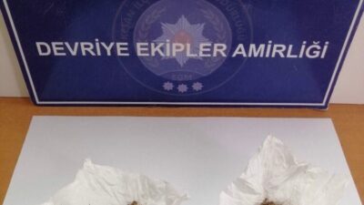 Edirne’nin Keşan ilçesinde polis ekiplerinin durdurarak üst araması yaptığı şüpheliden