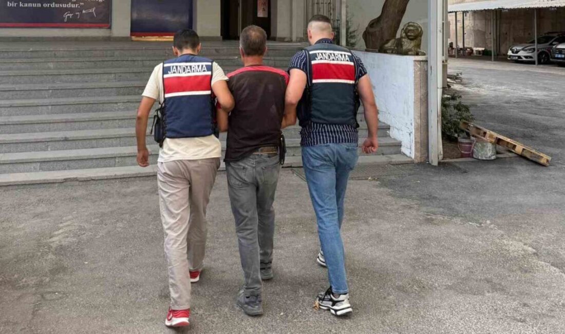 Kırıkkale’de 2 firari hükümlü yakalandı Kırıkkale’de jandarma ekiplerince aranan şahıslara yönelik düzenlenen operasyonda, çeşitli suçlardan
