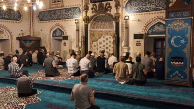 Kırklareli’nde İsrail saldırısı altında bulunan Filistinliler için dualar edildi. Kırklareli