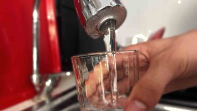 Kırklareli merkezde, yaşanan arıza sebebiyle su kesintisi yapıldı. Kırklareli Belediyesi’nden