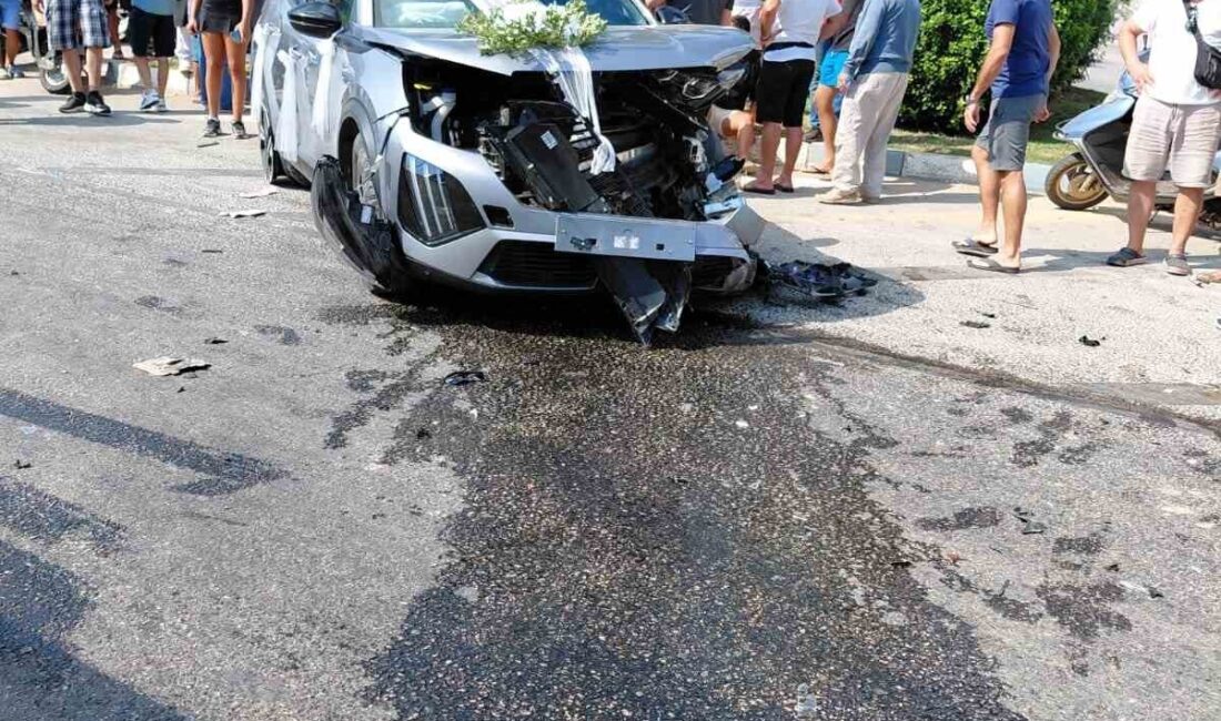 Kırmızı ışık ihlali yapan araç, gelin arabasıyla çarpıştı: 1 yaralı Antalya’nın Kaş ilçesinde kırmızı ışık ihlali yapan otomobilin gelin arabasıyla