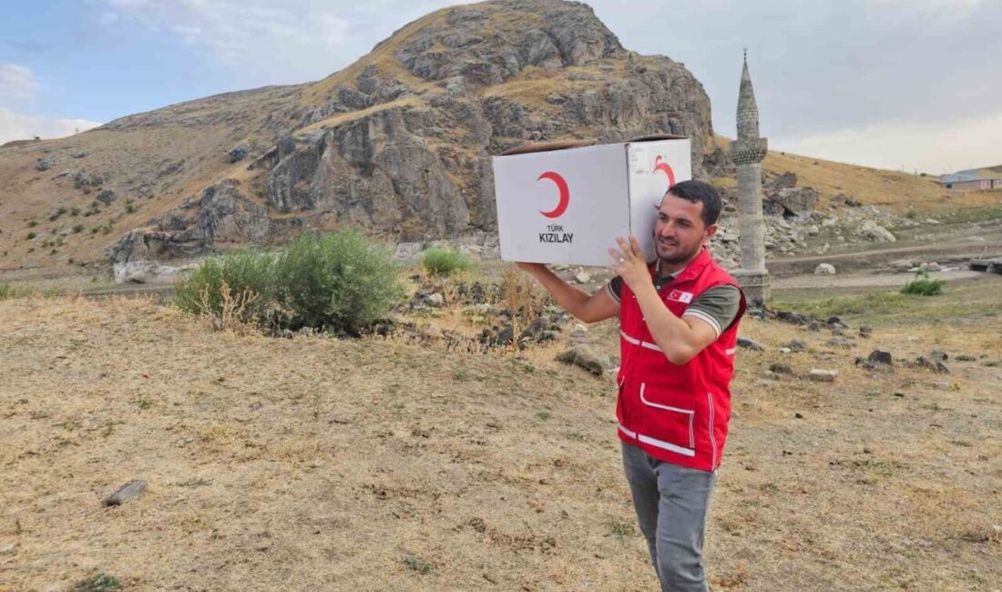 Kızılay gönüllüleri Ağrı’da köy ziyaretleriyle çocukları sevindirdi Türk Kızılay Ağrı Şubesi gönüllüleri, kent merkezi ve çevre köylerde