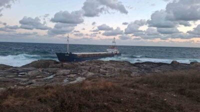 Ulaştırma ve Altyapı Bakanlığınca, Kocaeli’de Kefken Pembe Kayalıklar mevkisinde karaya
