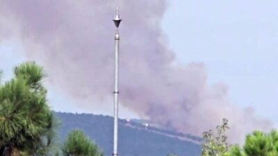 Kocaeli’nin İzmit ilçesinde ormanlık alanda yangın çıktı. Bölgeye çok sayıda