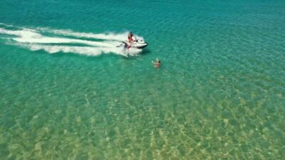 Kocaeli’de KOSKEM ekipleri, sahillerde boğulmalara karşı hayat nöbetini sürdürüyor. Ekipler,