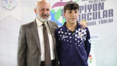 Kocasinan Belediyesi Spor Kulübü’nün parlayan yıldızı, milli masa tenisi sporcusu