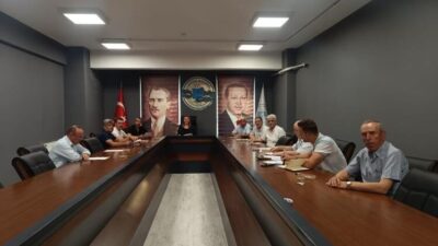 Pazaryeri Belediyesi Eylül Ayı Olağan Meclis Toplantısı gerçekleştirilirken, komisyon üyesi