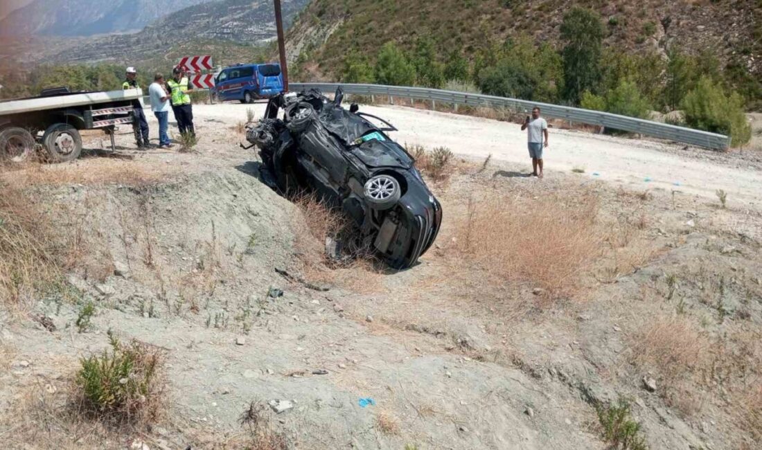 Konya-Antalya yolunda feci kaza: 1 ölü, 1 yaralı Antalya’nın Manavgat ilçesinde meydana gelen trafik kazasında otomobilin şarampole devrilmesi