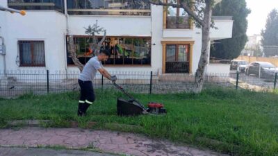 Körfez Belediyesi, ilçe genelinde hem yollar hem de park ve