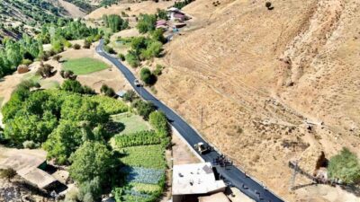 Bitlis İl Özel İdaresi tarafından köy yolları bitümlü sıcak karışımla