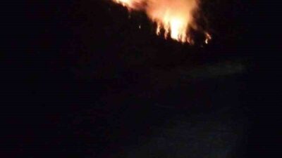 Muğla’nın Köyceğiz ilçesi Akköprü Mahallesinde meydana gelen orman yangınına ekipler