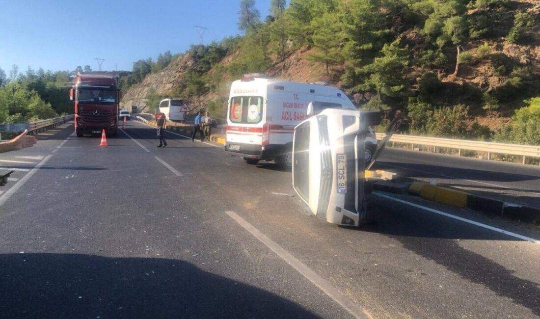 Muğla’nın Köyceğiz ilçesinde meydana gelen trafik kazasında 4 kişi hafif