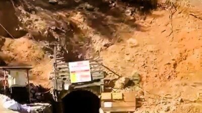 Denizli’nin Acıpayam ilçesinde faaliyet gösteren krom madeninde meydana gelen göçükte,