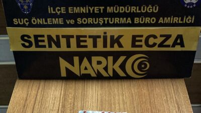 Manisa’nın Kula ilçesinde uyuşturucu satıcıları ve kullanıcılarına yönelik polis baskınları