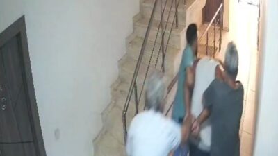 Aydın’ın Kuşadası ilçesinde dolandırıcılık suçundan aranan şahıs, polis ekiplerince yapılan