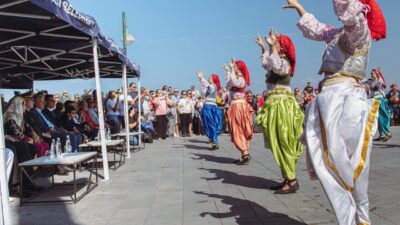 Kuşadası’nın düşman işgalinden kurtuluşunun 103’üncü yılı, kent genelinde büyük bir