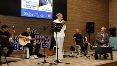 Kütahya Belediyesi tarafından düzenlenen “Şair ve Yazar İsa Kahraman Saygı