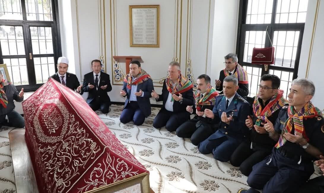 Kütahya’da Hayme Ana’yı Anma ve Göç Şenlikleri Osmanlı Devleti’nin kurucusu Osman Gazi’nin babaannesi, Ertuğrul Gazi’nin annesi ve