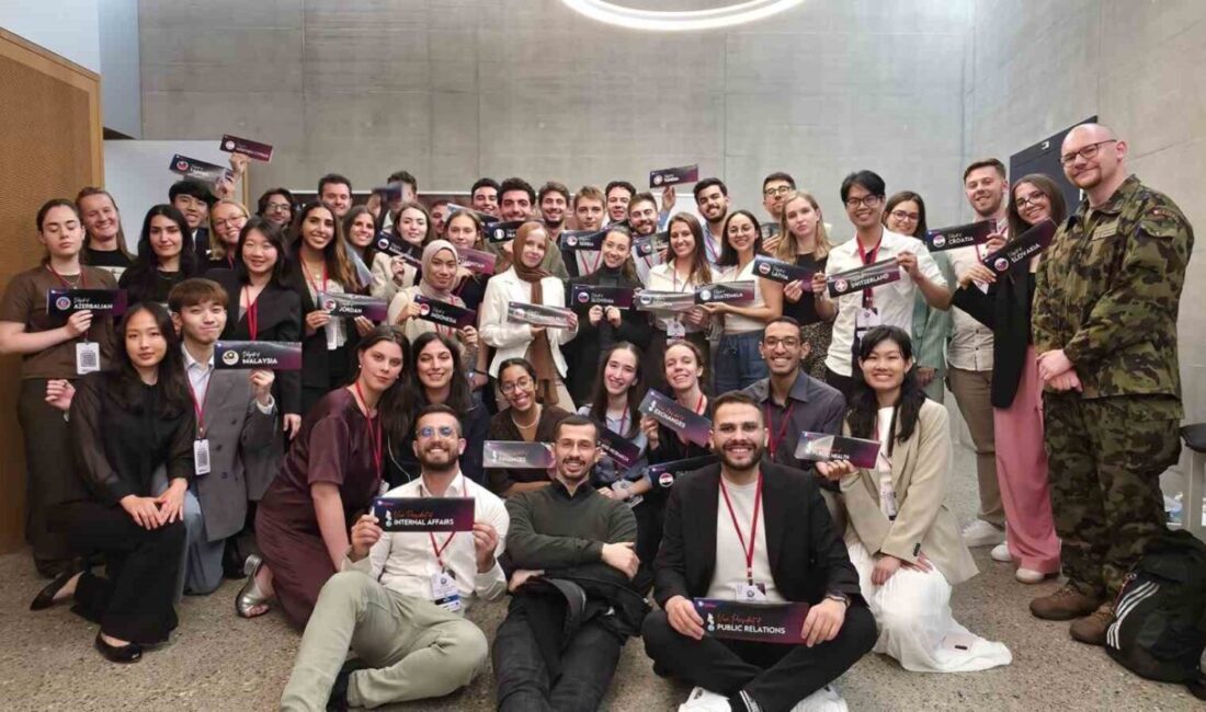 Diş Hekimliği Fakültesi öğrencisi Yağız Abacı’nın Kuzey Kıbrıs’ı temsil ettiği