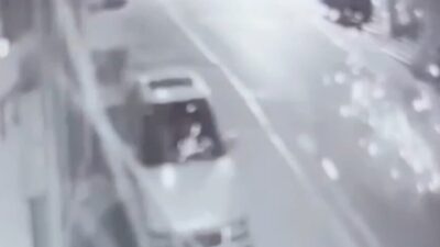 Kocaeli’nin Çayırova ilçesinde bir kişinin yol kenarına attığı ve el