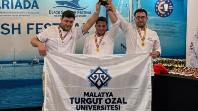 Türkiye’yi ve Malatya Turgut Özal Üniversitesi’ni temsilen Romanya’nın Köstence kentinde