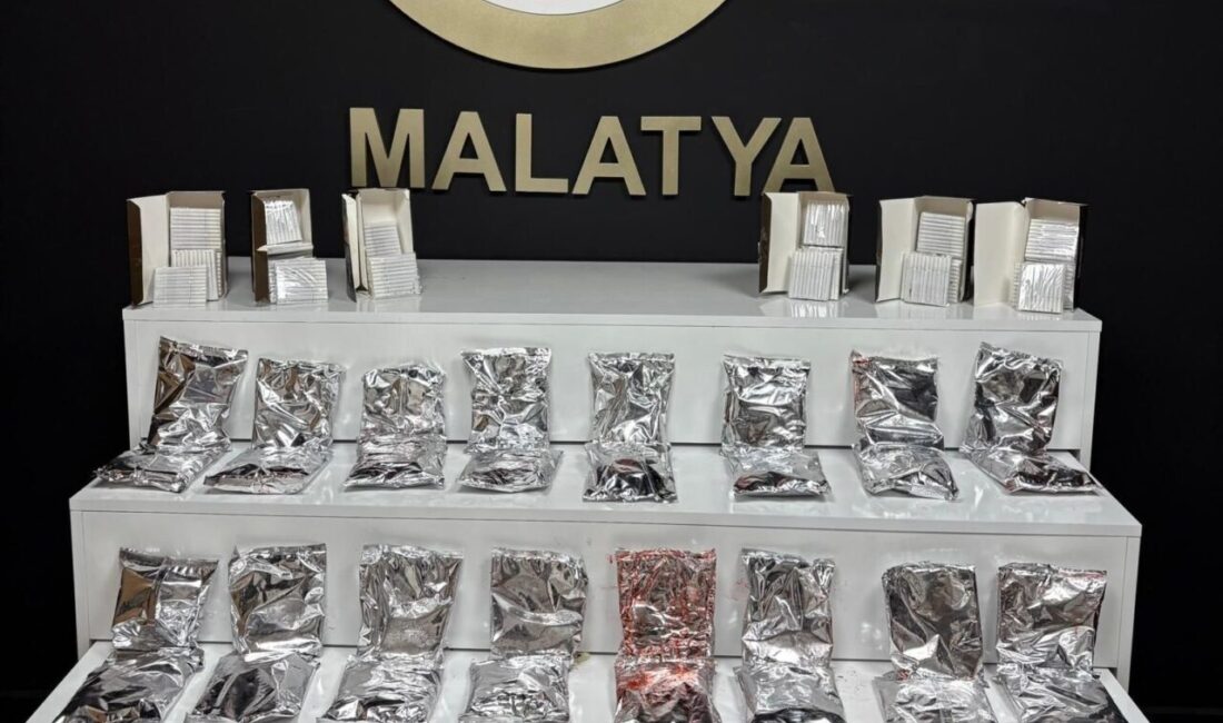 Malatya’da kaçakçılık operasyonu Malatya’da polis ekipleri tarafından düzenlenen 3 ayrı kaçakçılık operasyonunda çok